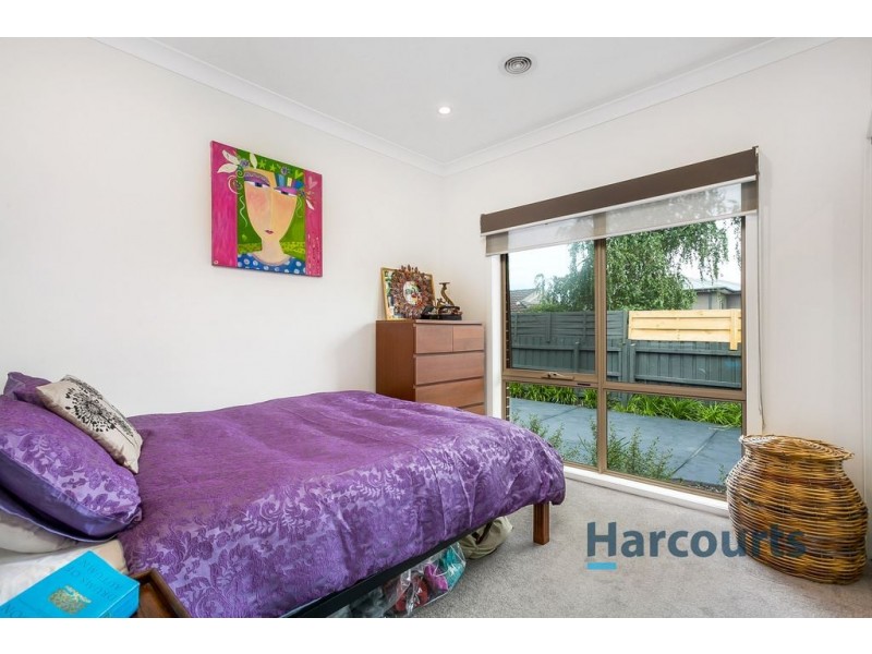 2/60 Faraday, Croydon South VIC 3136