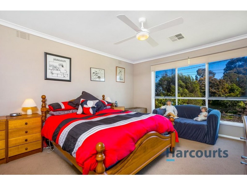 37 Glen Dhu Road, Kilsyth VIC 3137