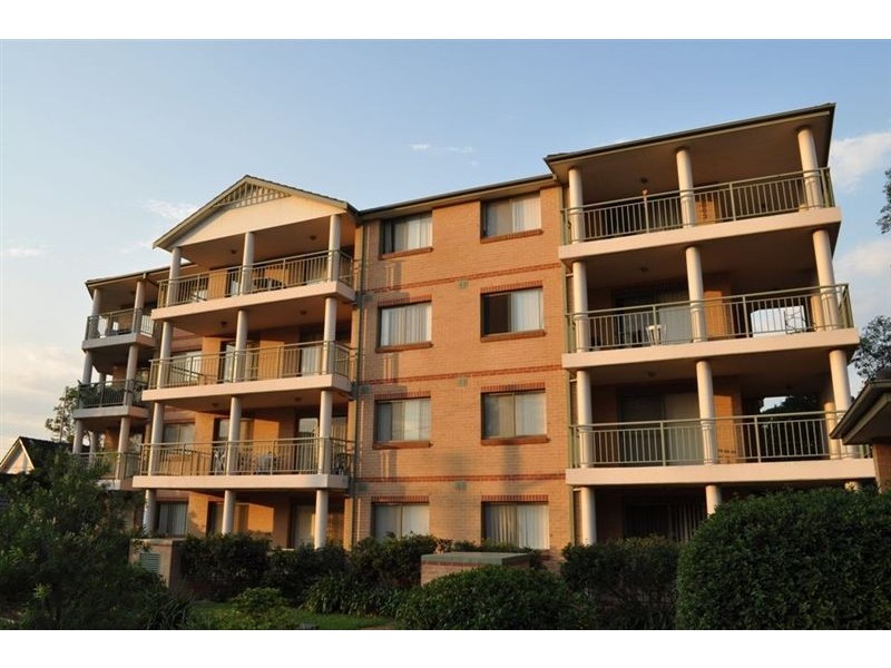 2/11 Fourth Avenue, Blacktown NSW 2148