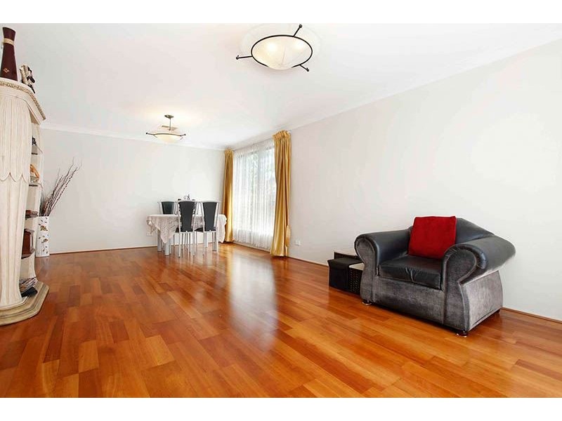 8 Davis Road, Marayong NSW 2148