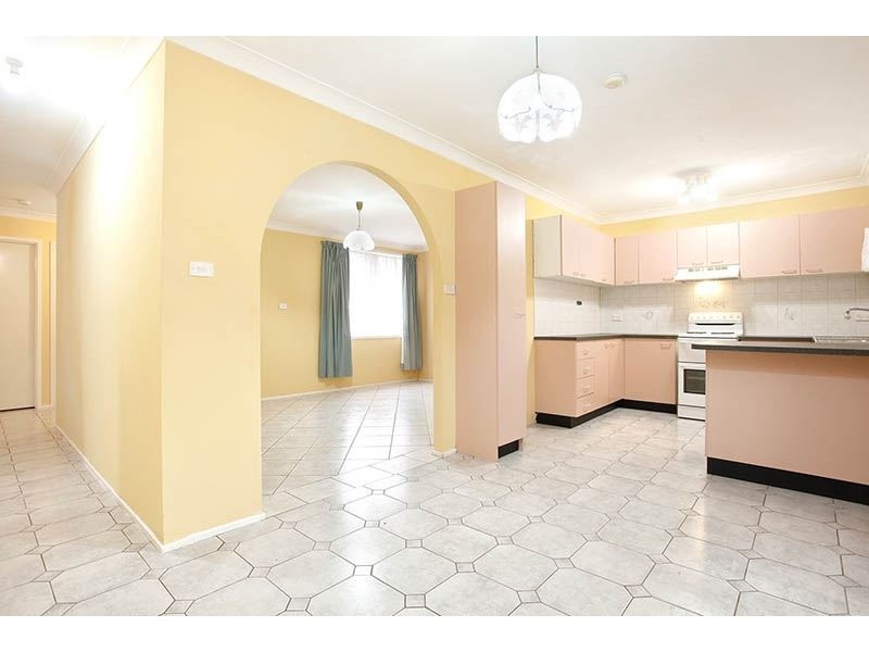 63 Amsterdam Street, Oakhurst NSW 2761