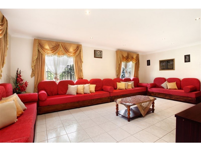 115 Colebee Crescent, Hassall Grove NSW 2761