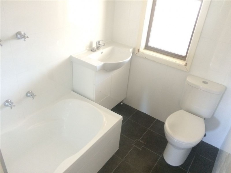 28 Ronald Street, Blacktown NSW 2148