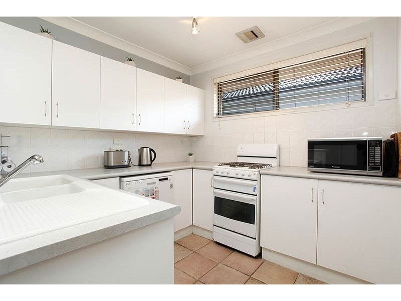 10 Burrowes Grove, Dean Park NSW 2761