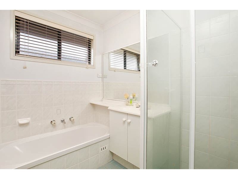 10 Burrowes Grove, Dean Park NSW 2761