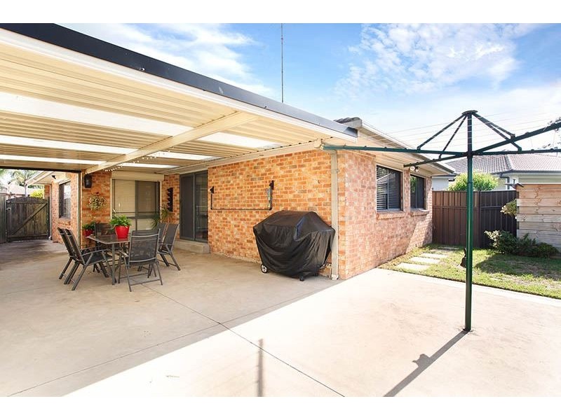 10 Burrowes Grove, Dean Park NSW 2761