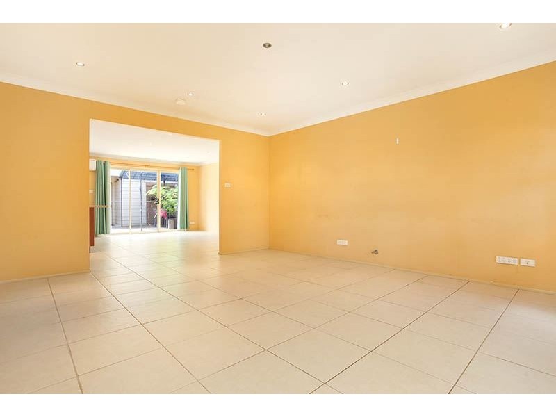 27 Cambridge Street, Blacktown NSW 2148
