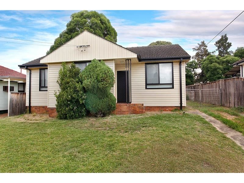 22 Burke Road, Lalor Park NSW 2147