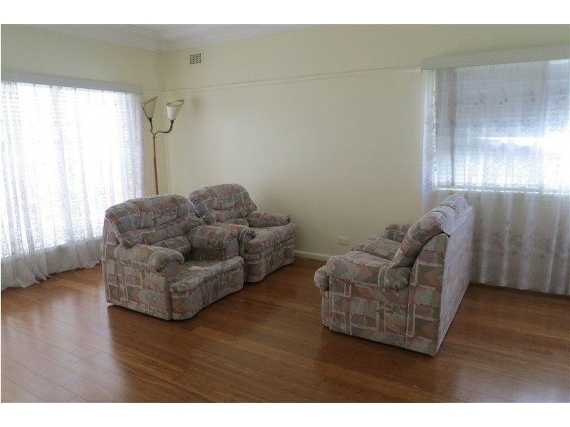 16 Craiglea Street, Blacktown NSW 2148