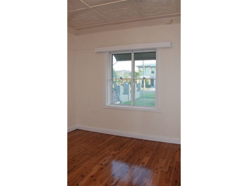 3 Bulli Road, Toongabbie NSW 2146