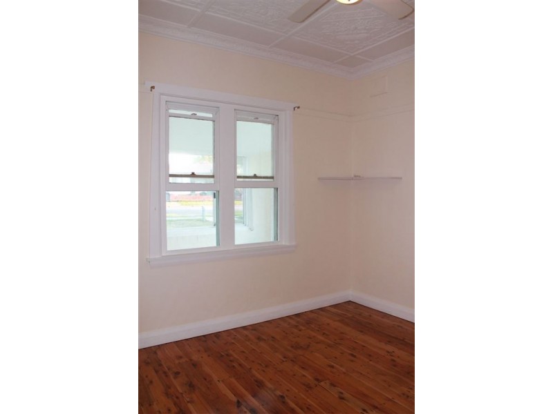 3 Bulli Road, Toongabbie NSW 2146