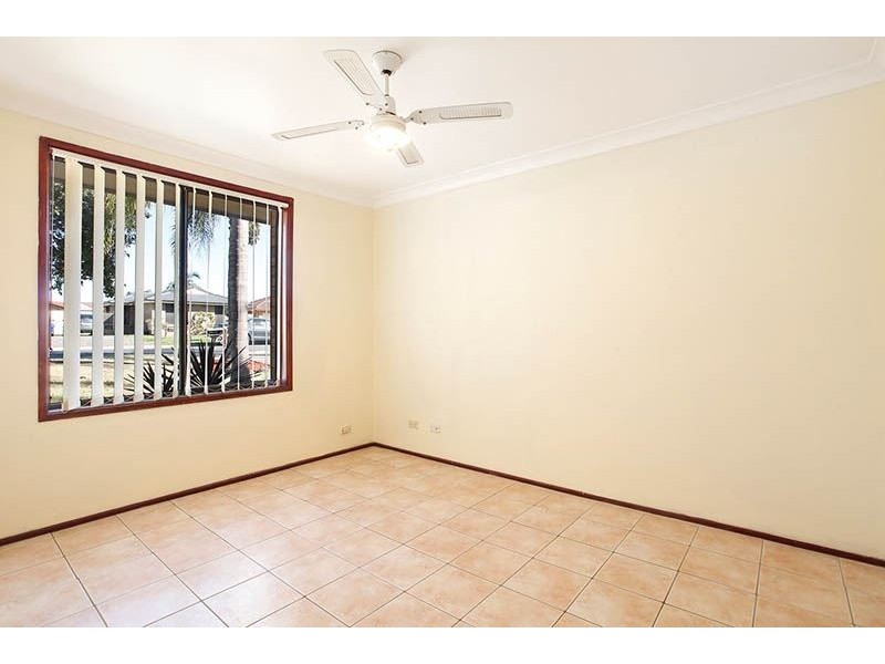 95 Colebee Crescent, Hassall Grove NSW 2761