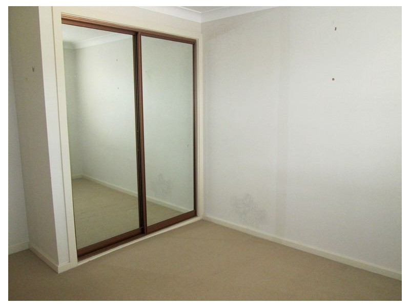 10 Grevillea Drive, St Clair NSW 2759