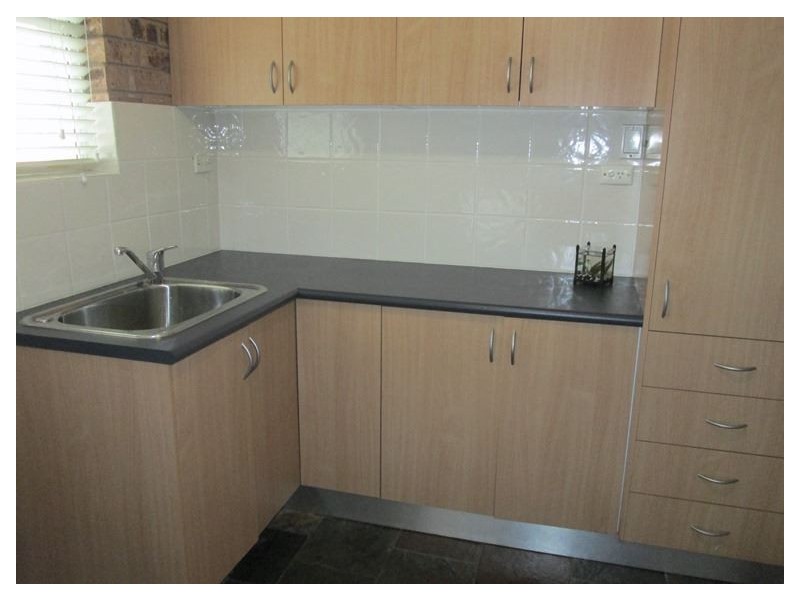 10 Grevillea Drive, St Clair NSW 2759