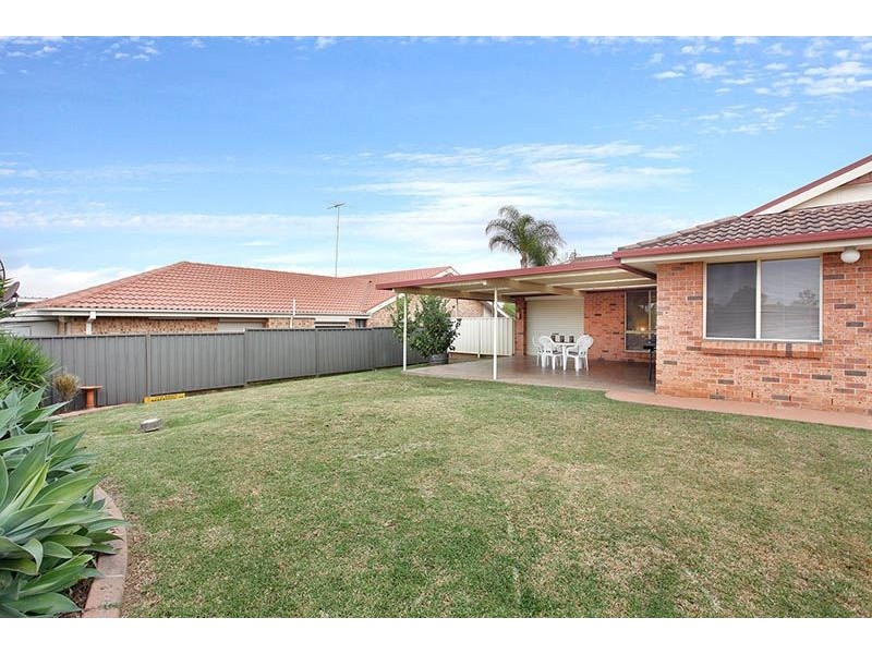 4 Stockholm Avenue, Hassall Grove NSW 2761