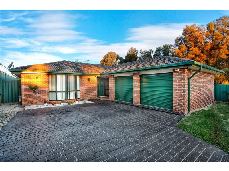 9 Sauvage Place, Doonside NSW 2767