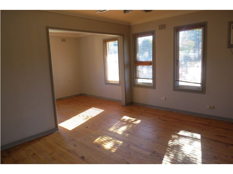 32 Van Dieman Avenue, Willmot NSW 2770