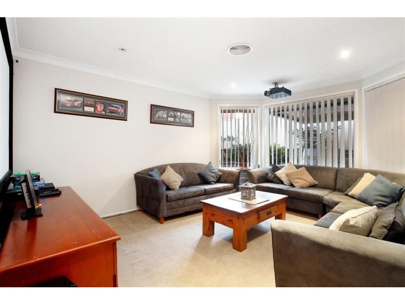 10 De Castella Drive, Blacktown NSW 2148