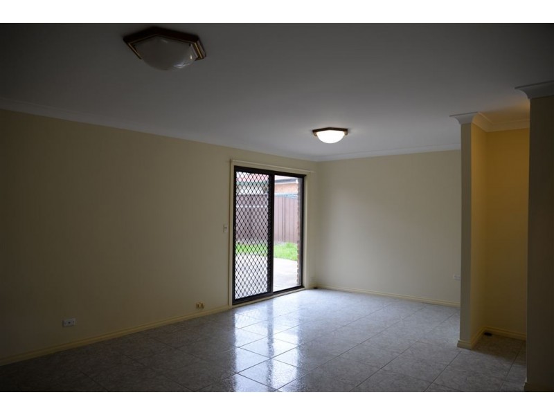 12 Delaney Dr, Doonside NSW 2767