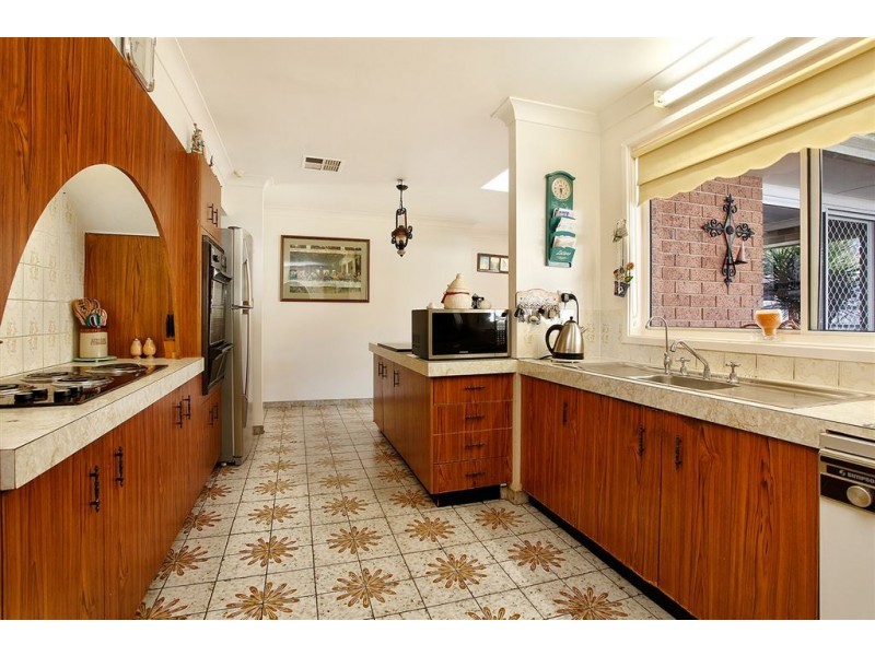 50 Farnham Road, Quakers Hill NSW 2763