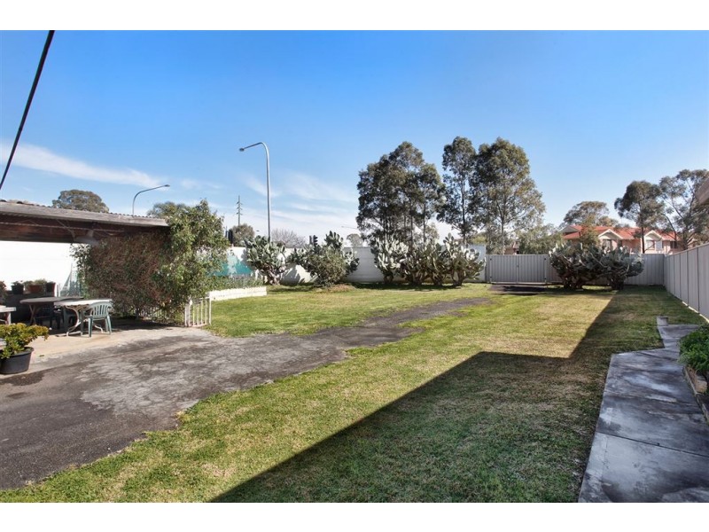 50 Farnham Road, Quakers Hill NSW 2763