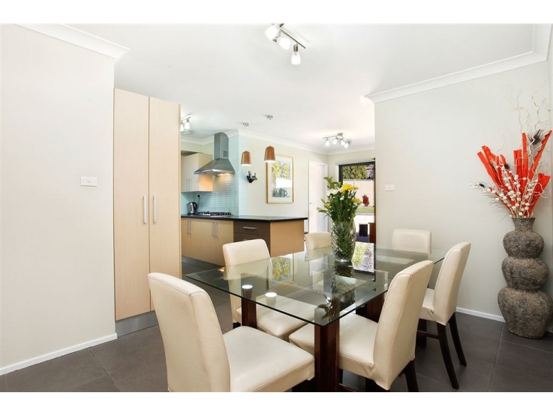 12 Rhat Place, Doonside NSW 2767