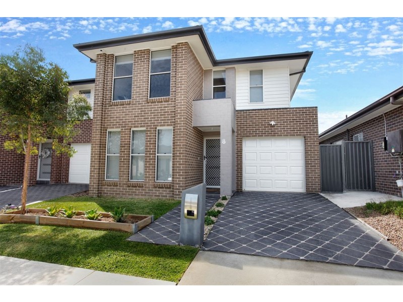 8 Stawell Street, Ropes Crossing NSW 2760