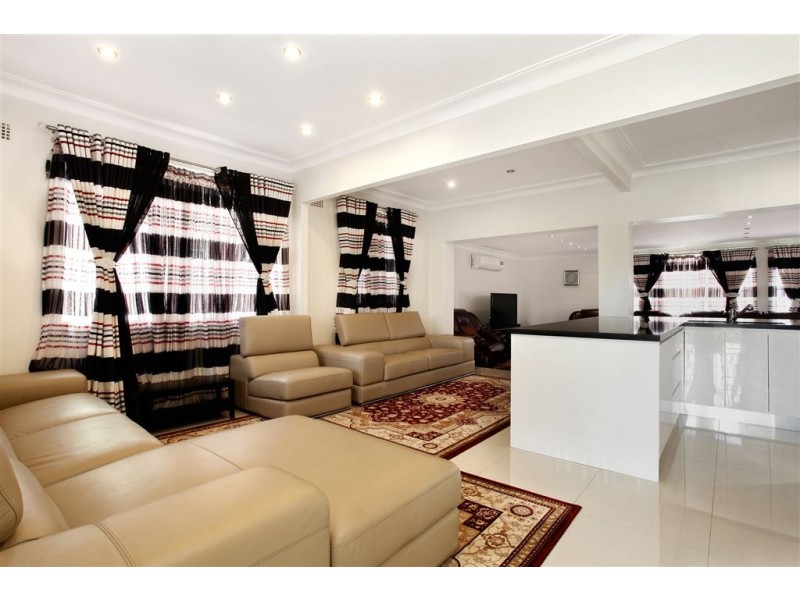 6 Amos Place, Marayong NSW 2148