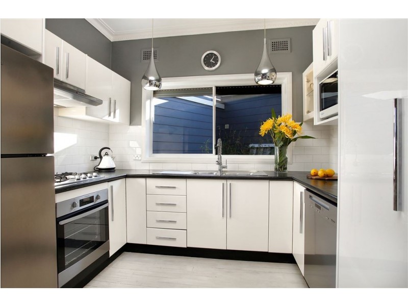 4 Pembroke Street, Blacktown NSW 2148