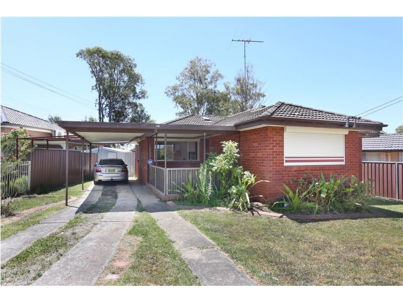 27 Doonside Crescent, Blacktown NSW 2148