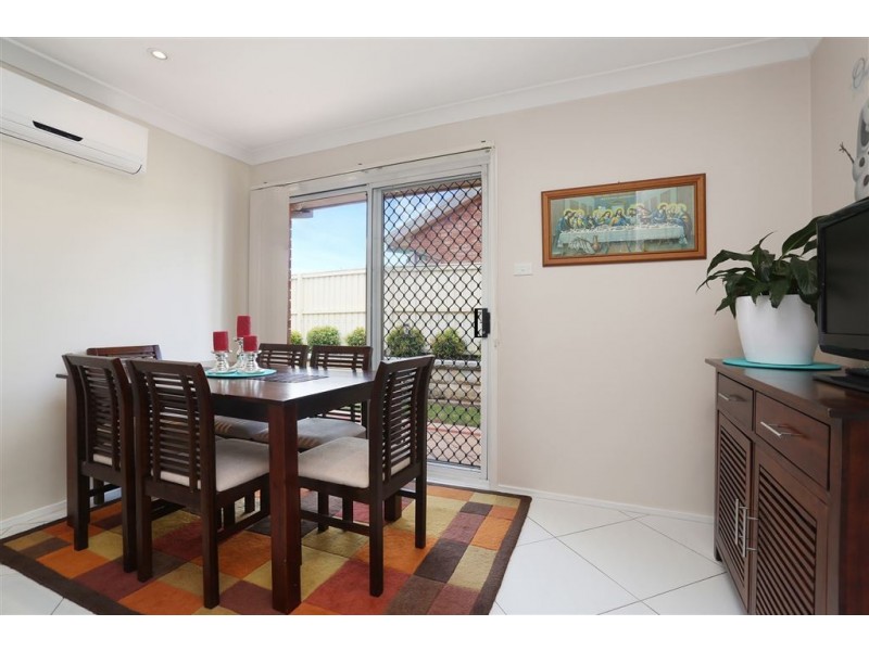 16 Glenview Grove, Glendenning NSW 2761