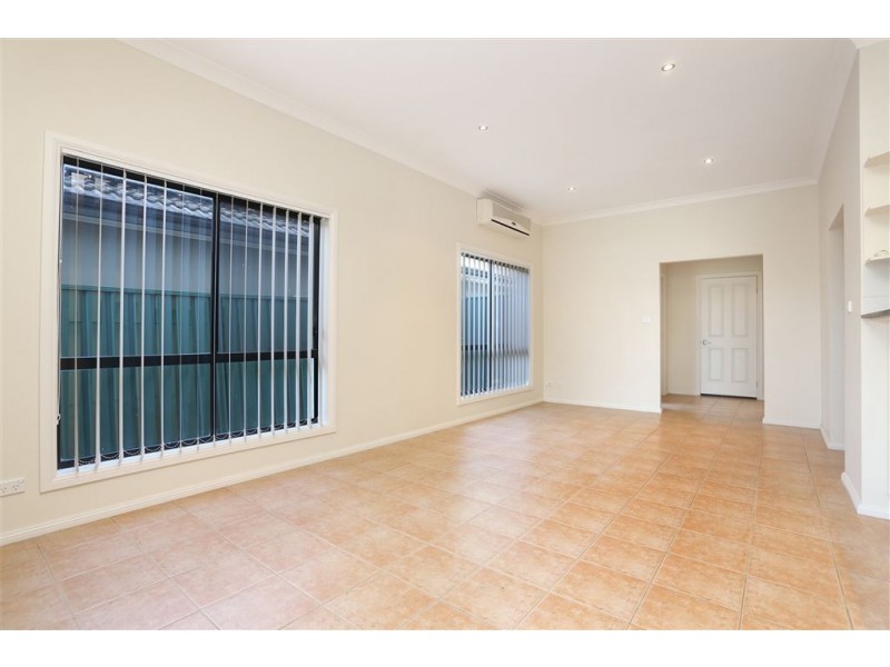 2/778 Merrylands Road, Greystanes NSW 2145