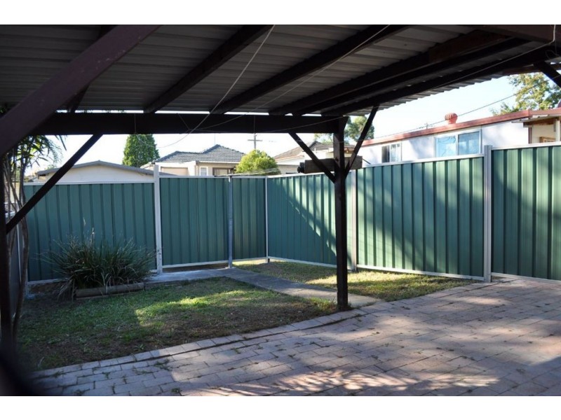 27 Hilltop Avenue, Blacktown NSW 2148