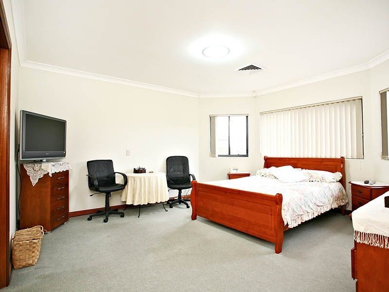 7 Warialda Street, Merrylands NSW 2160