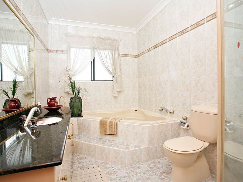 7 Warialda Street, Merrylands NSW 2160