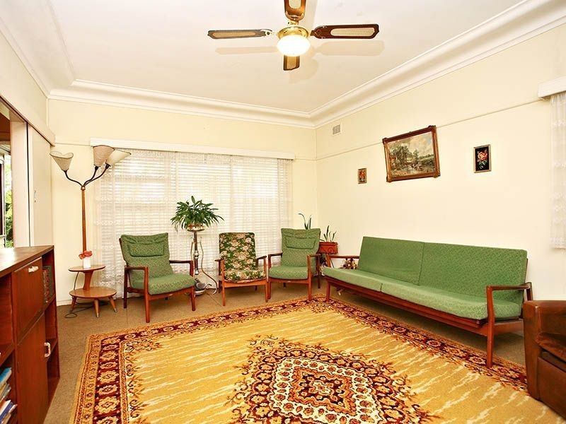 16 Craiglea Street, Blacktown NSW 2148