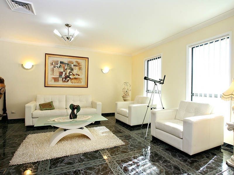 47 Jindabyne Circuit, Woodcroft NSW 2767