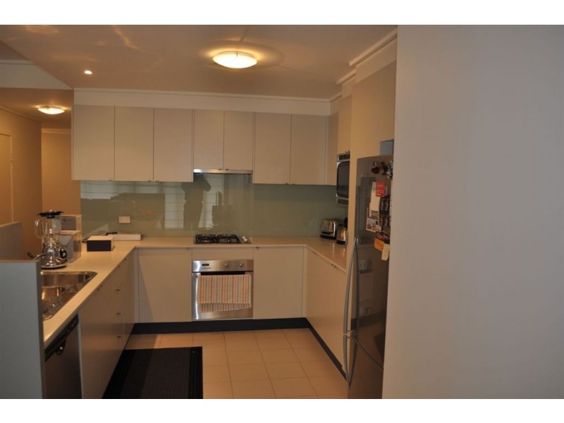 211/3 Amalfi Drive, Wentworth Point NSW 2127