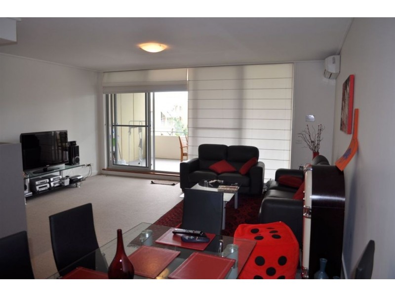 211/3 Amalfi Drive, Wentworth Point NSW 2127