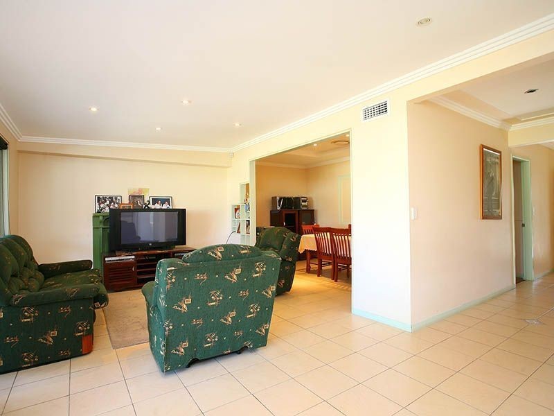 2 Leonard Street, Blacktown NSW 2148