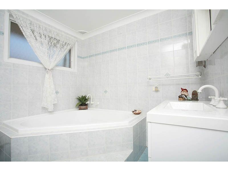 17 Gerald Crescent, Doonside NSW 2767