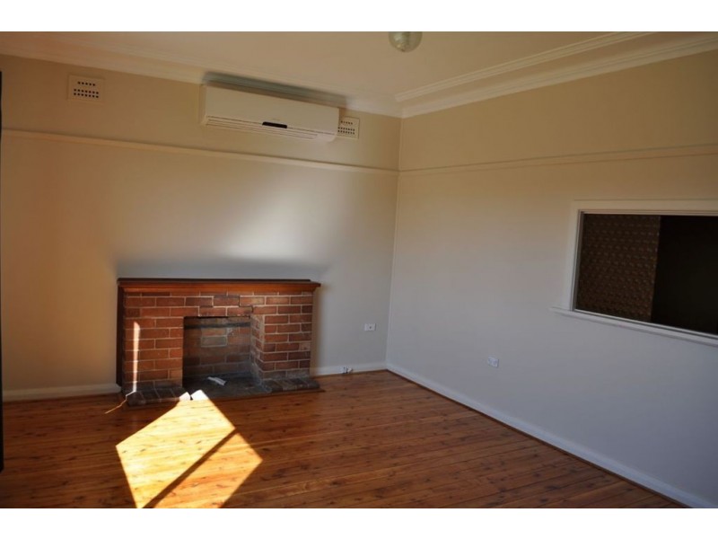 16 Mort Street, Blacktown NSW 2148