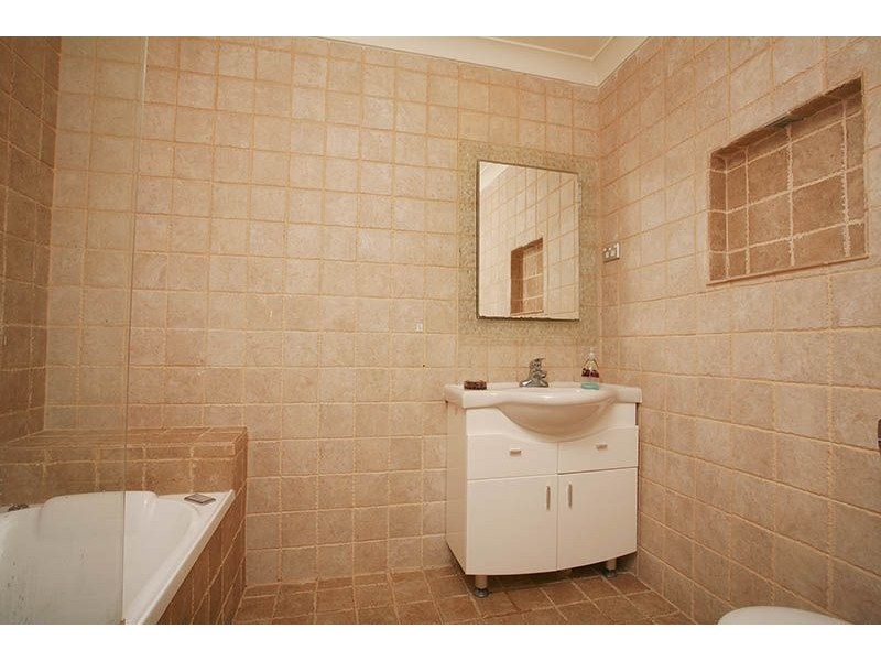 8 Chisholm Street, Quakers Hill NSW 2763