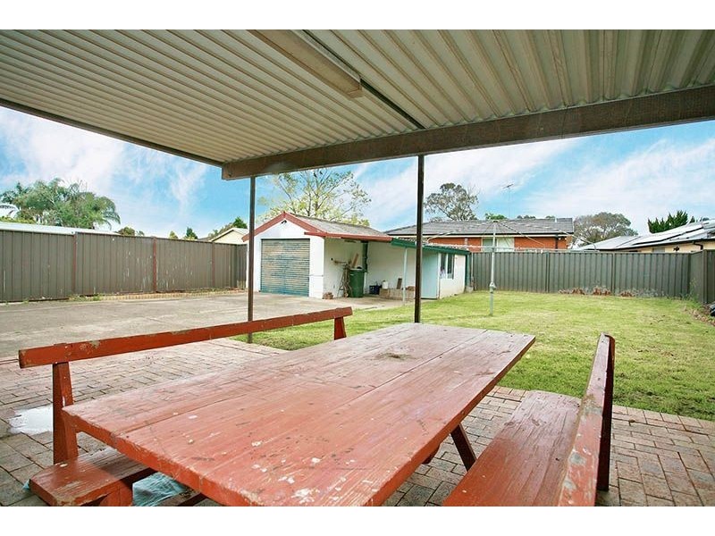 8 Chisholm Street, Quakers Hill NSW 2763