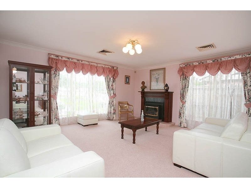 7 Sonter Street, Quakers Hill NSW 2763