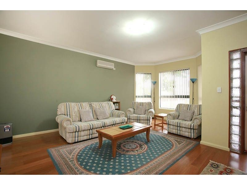 12 Rosalind Road, Marayong NSW 2148