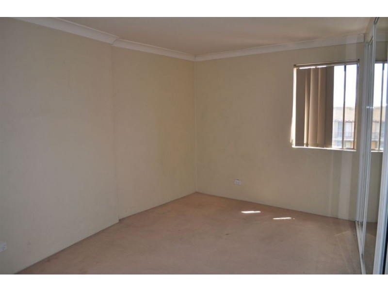 11/2-4 Fourth Avenue, Blacktown NSW 2148