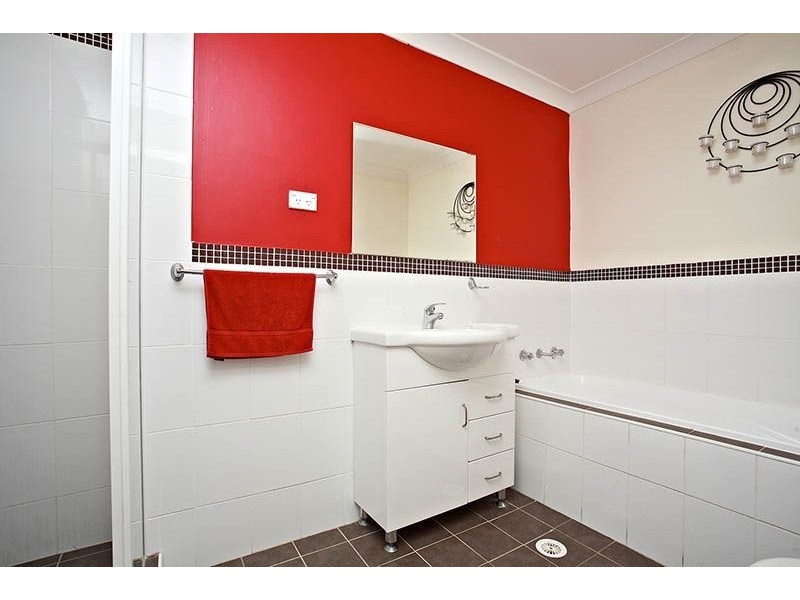 6/8 Woodside Avenue, Blacktown NSW 2148