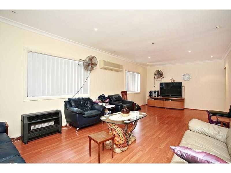 14 Mala Crescent, Blacktown NSW 2148