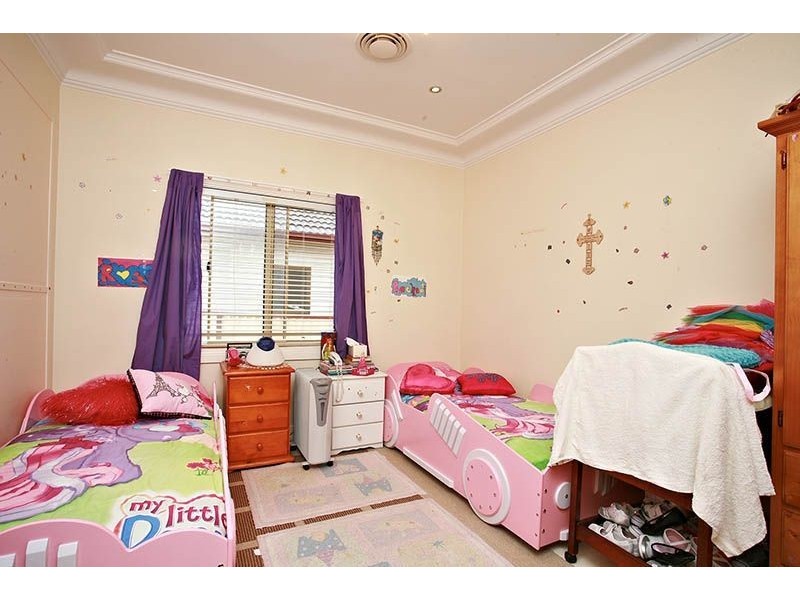 8 Springfield Avenue, Blacktown NSW 2148